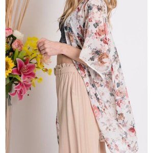 Davi & Dani Sheer Floral Kimono Size Medium